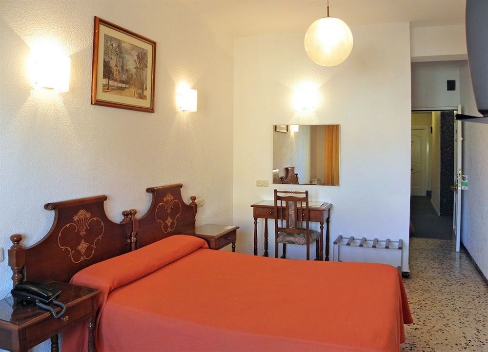 Hotel Embajador Almeria Exterior photo